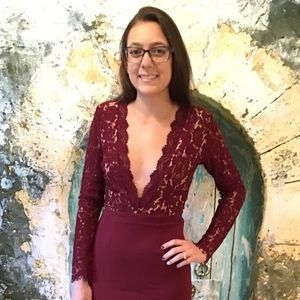 Lulus Maroon Low Cut Dress sexy Lace Detail S